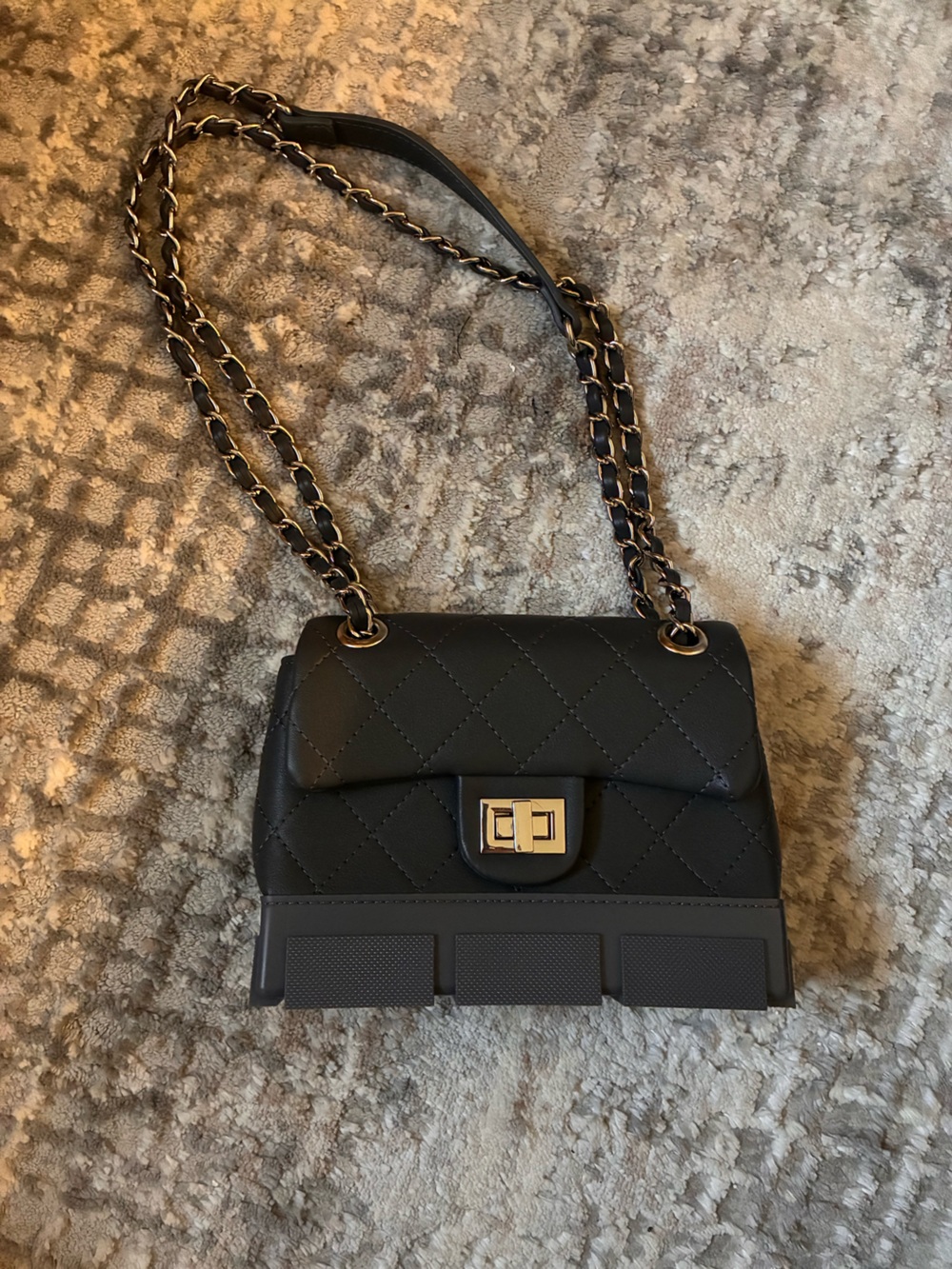 MW Elegant Y2K Dark Gray Quilted Chain-Handle Crossbody Bag